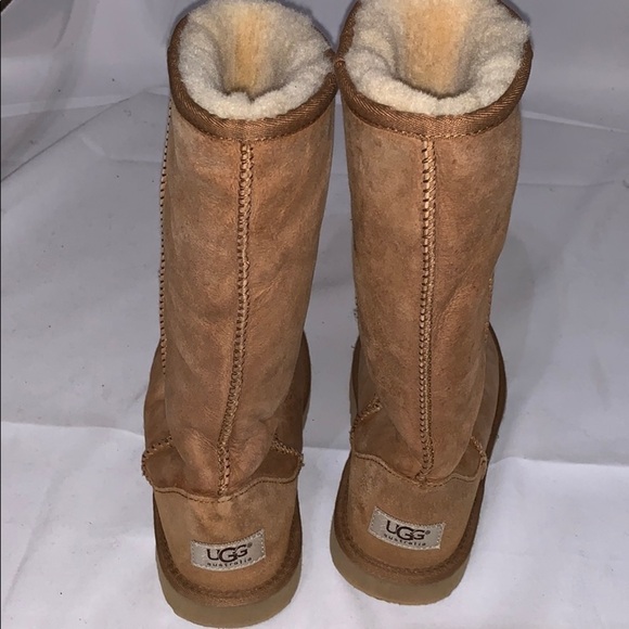 Ugg Classic tall II boot size 5 - Picture 4 of 6